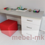 Мебель в детскую комнату «Юниор»
